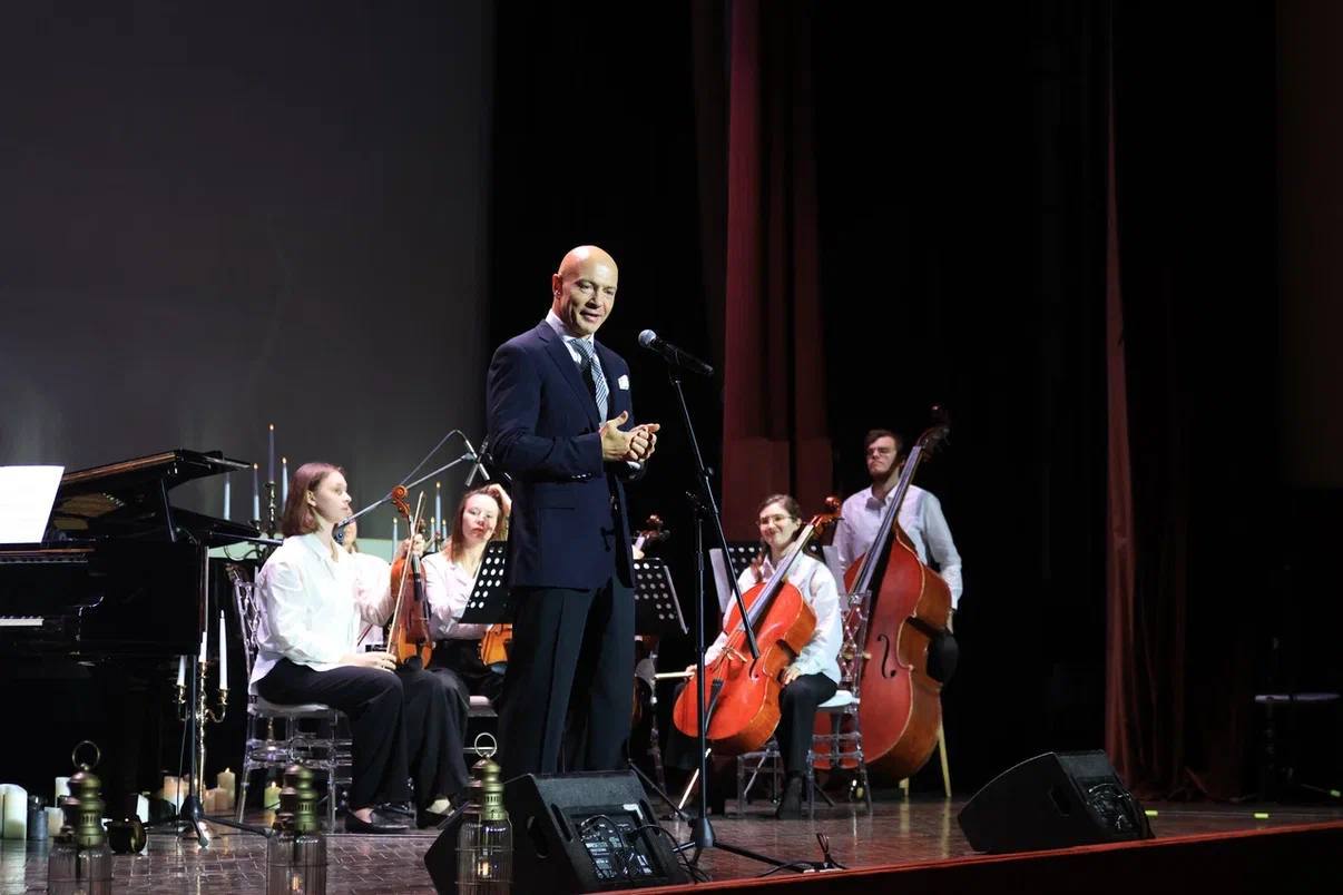 35 лет на службе слова: в ЦДЛ отметили юбилей издательства «АСТ»