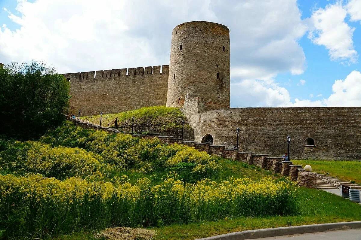 Торжественная регистрация брака стала доступной в уникальных культурных объектах