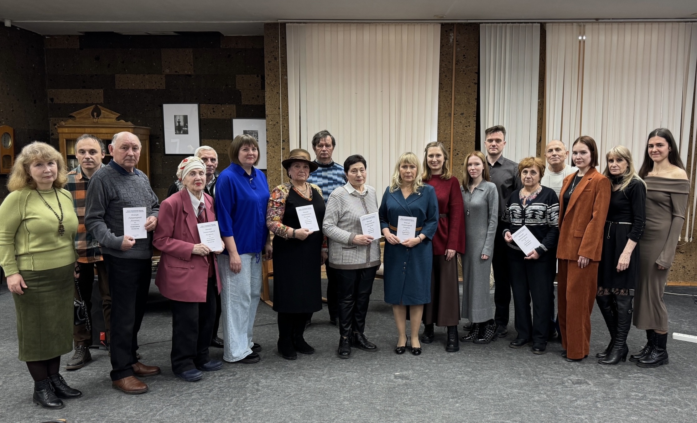 Презентация Донского литературного альманаха, посвящённого защитникам Отечества
