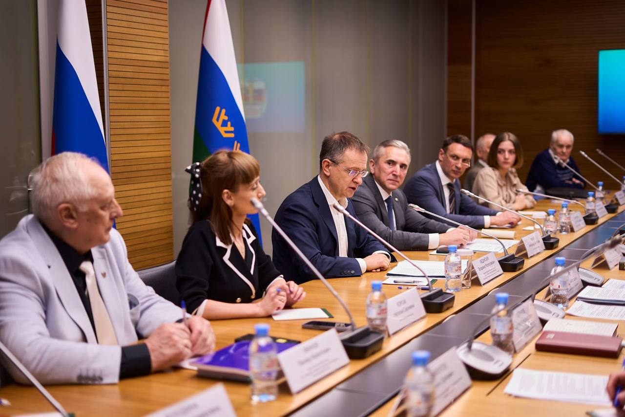 Союз писателей России продолжает работу в регионах: Владимир Мединский встретился с тюменским отделением СПР