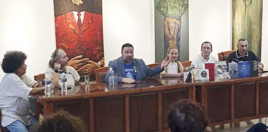 «Книжная полка русской литературы» на Кубе