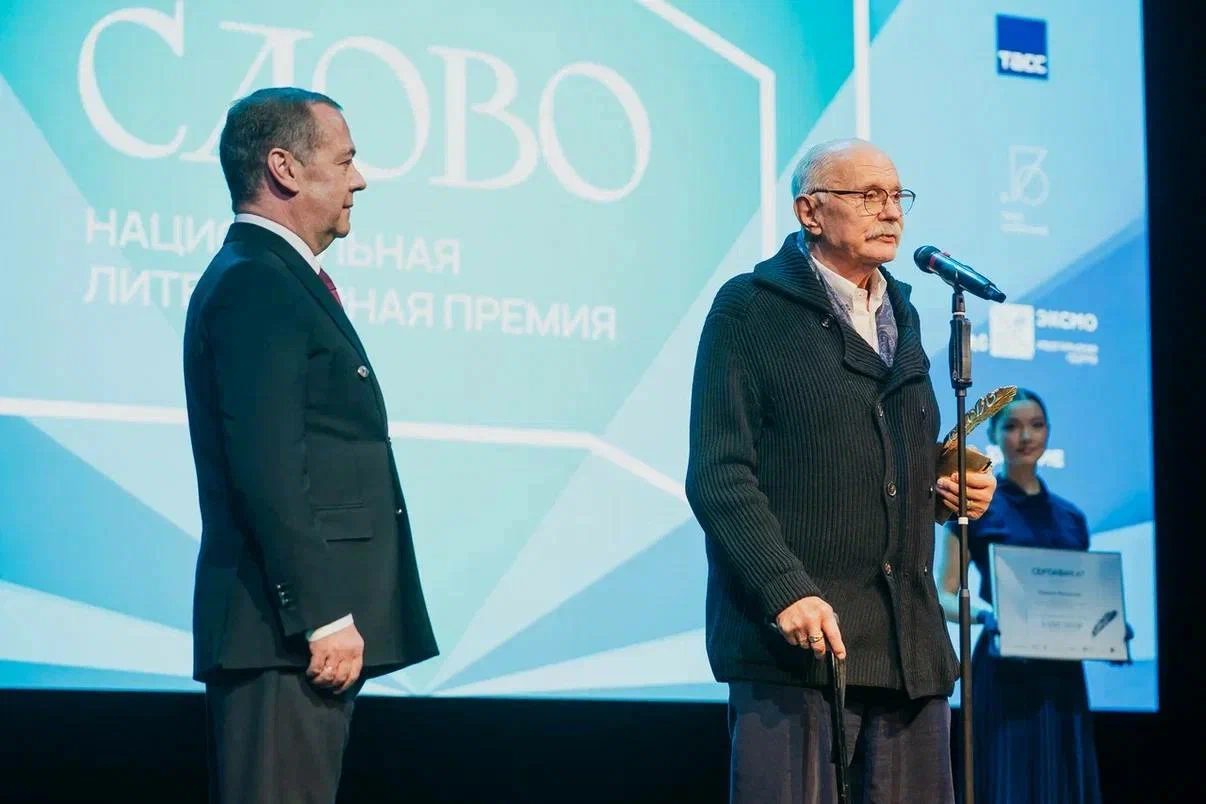 Мой отец свою Сталинскую премию отдал на танк