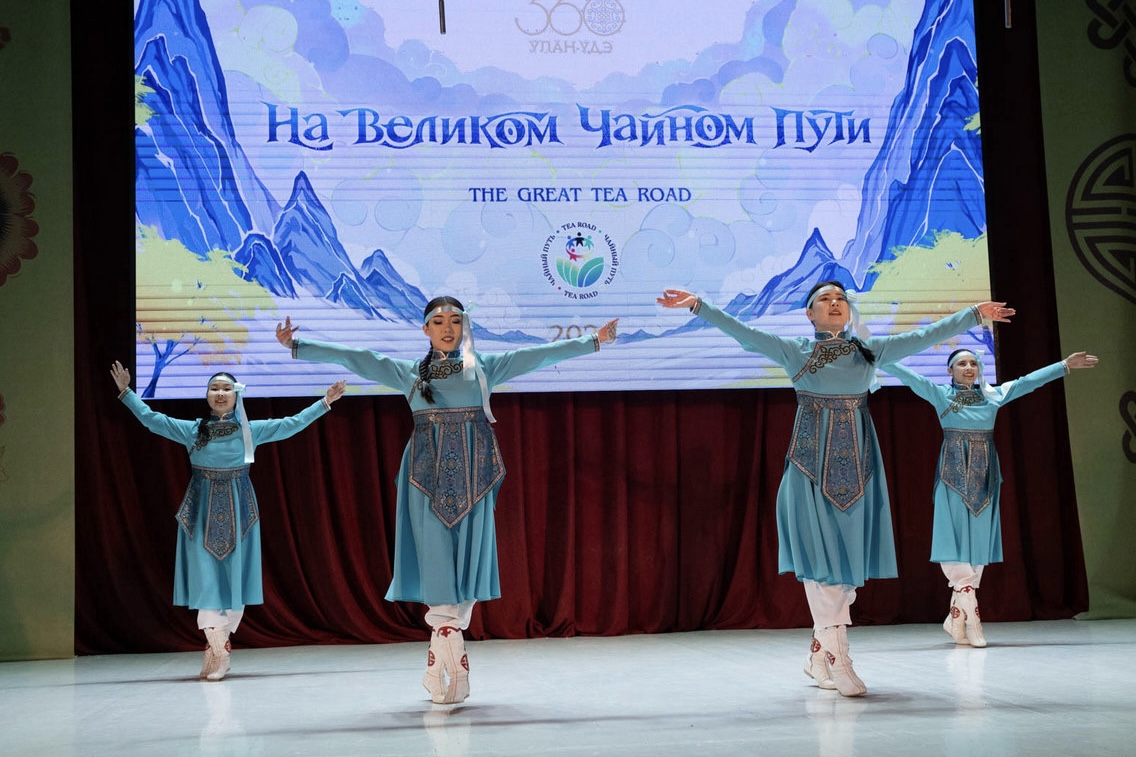 Фестиваль «На Великом Чайном пути» открывает юные таланты