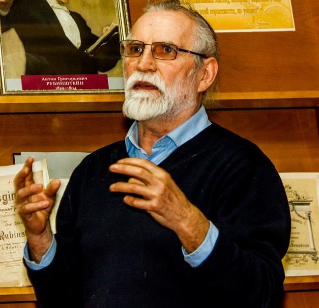 Владислав Владимирович Артёмов