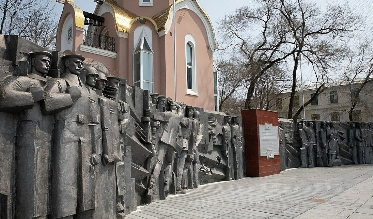 Владивосток объединил искусство и историю